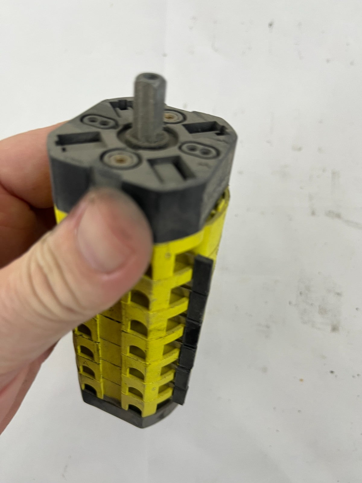 General Electric P0200 Rotary Cam Switch Manual Control 12-20A UL Used