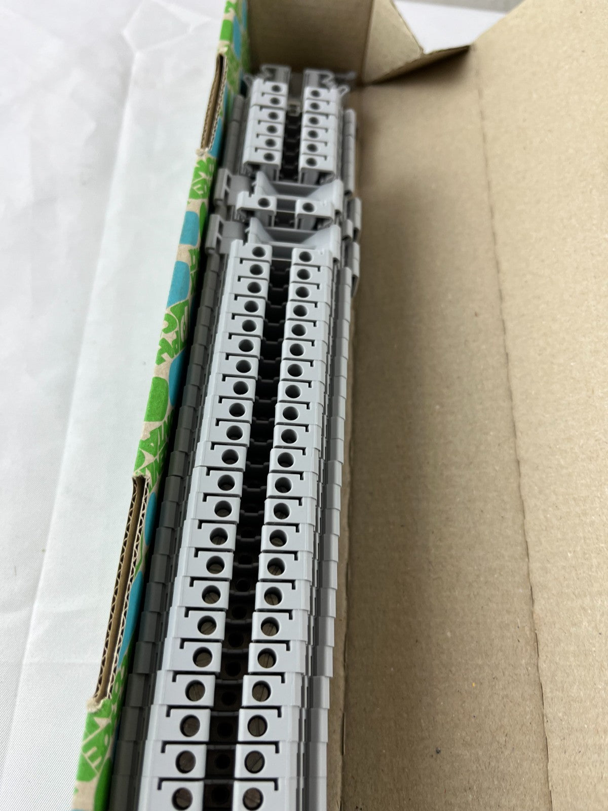 Phoenix Contact UK 5 N 3004362 Terminal Block Lot 50pcs New Germany