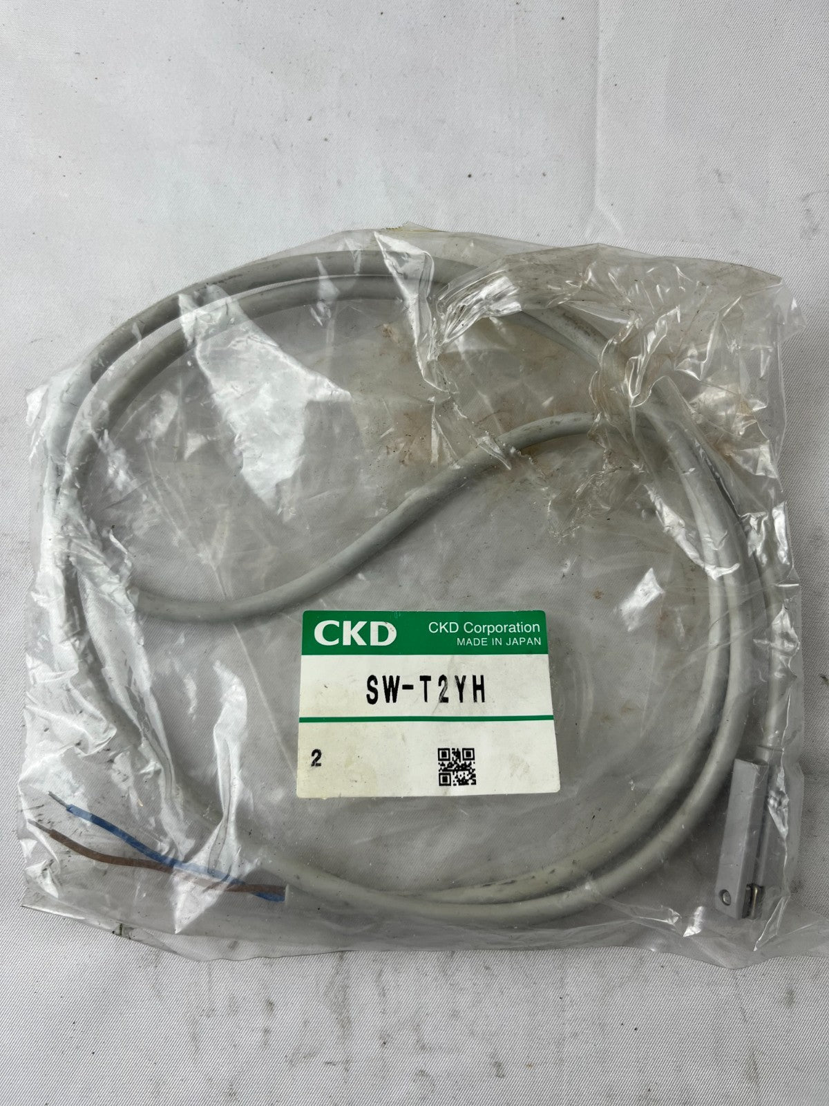 Baumer My-Com E75P80 Precision Switch PNP 10-30VDC New Spare Unit