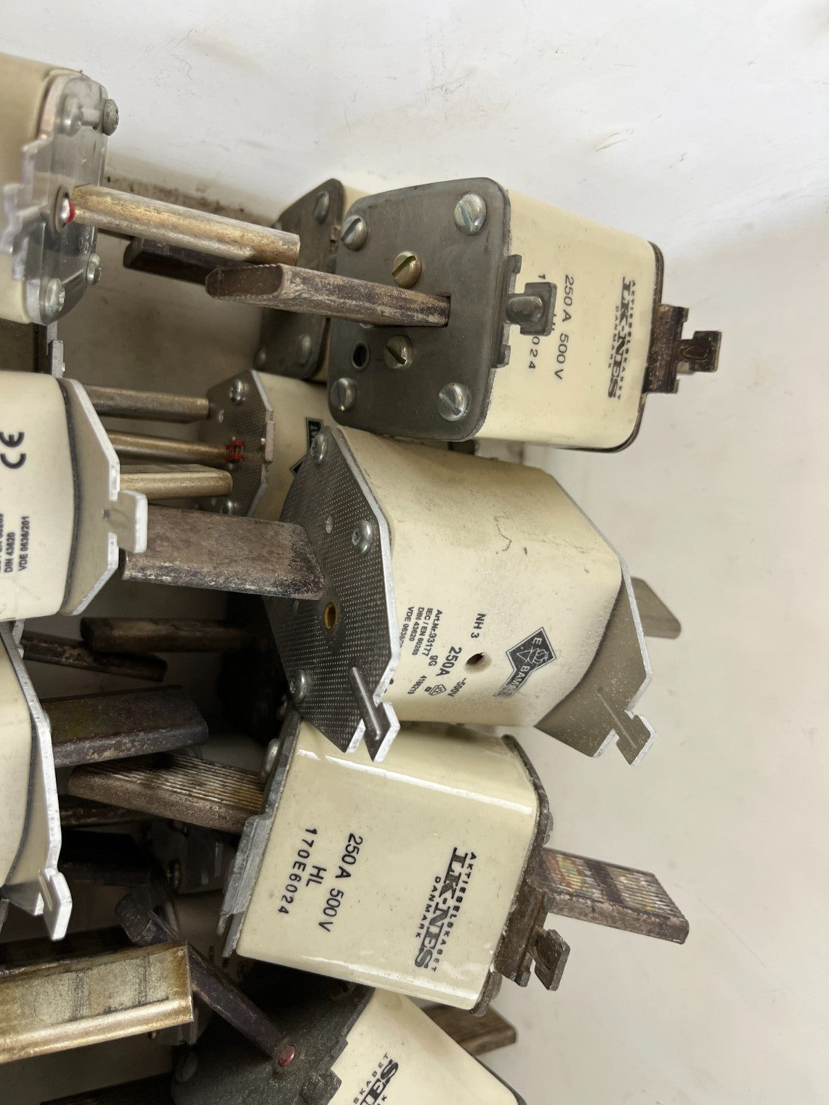 Bussmann Damat NH 250A 500V HL GG Fuses Lot Of Approx 20 Used Spare Units