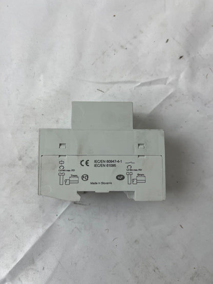 Siemens 5TT5 8300 Contactor 25A 4kW 230V Coil DIN Rail Used Spare Unit