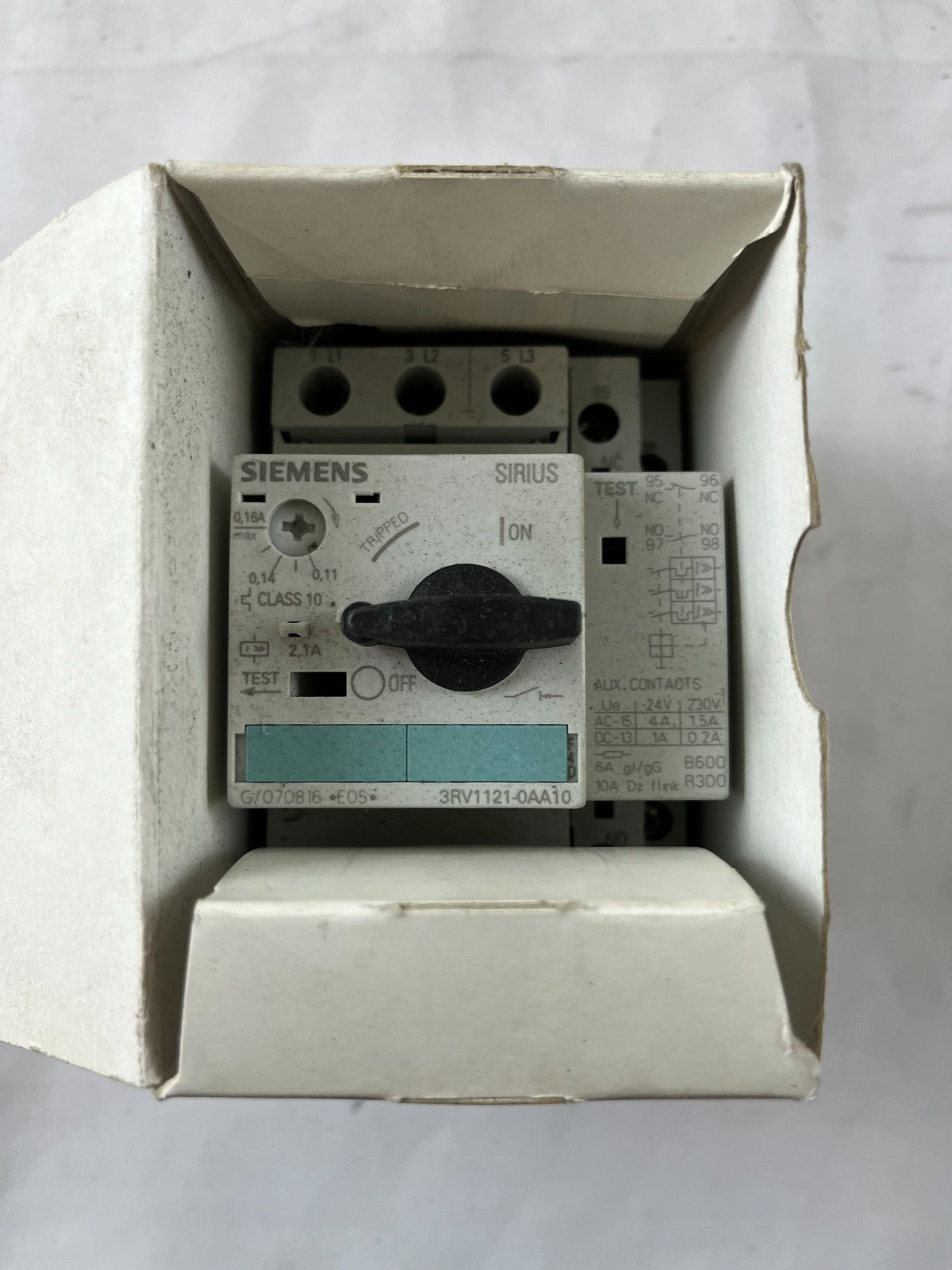 Siemens 3RV1121-0AA10 Motor Protection Circuit Breaker 0.11-0.16A New Unit
