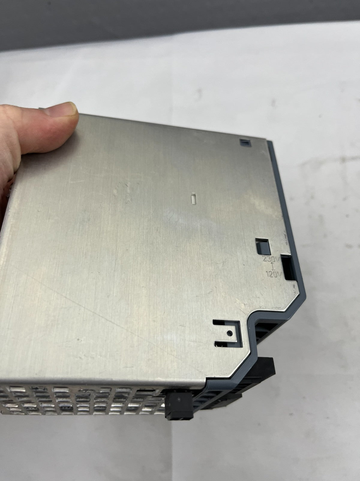 Siemens SITOP PSU200M Power Supply 6EP1334-3BA10 | 24V 10A Modular DIN Rail Used