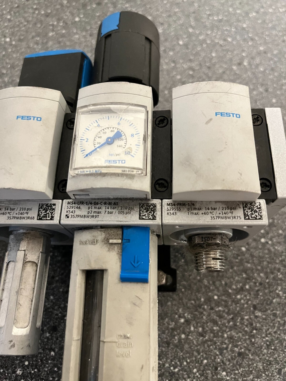 FESTO MS4 Pneumatic Filter Regulator Unit Gauge MS4-LFR-1/4-D6-C-R-M-AS