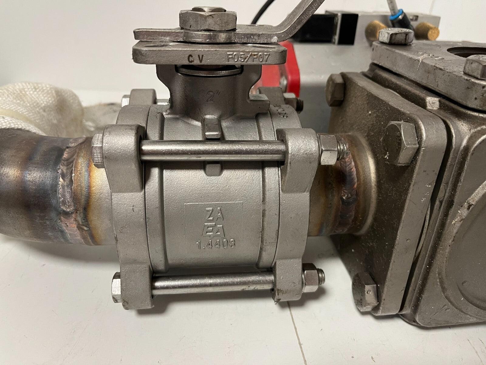 END-Armaturen ZD311567 DN50 Ball Valve Pneumatic Actuator Airtec Solenoid Used