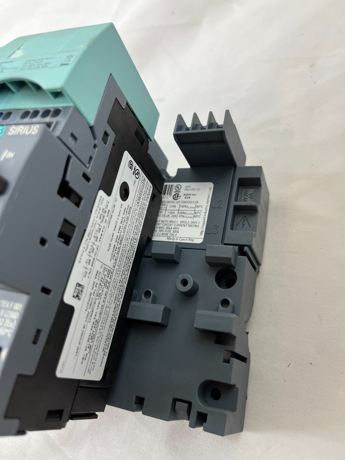 Lot of 3x Siemens Sirius 3RV2021 Motor Protection Breakers 3RV2011-1JA20 Used