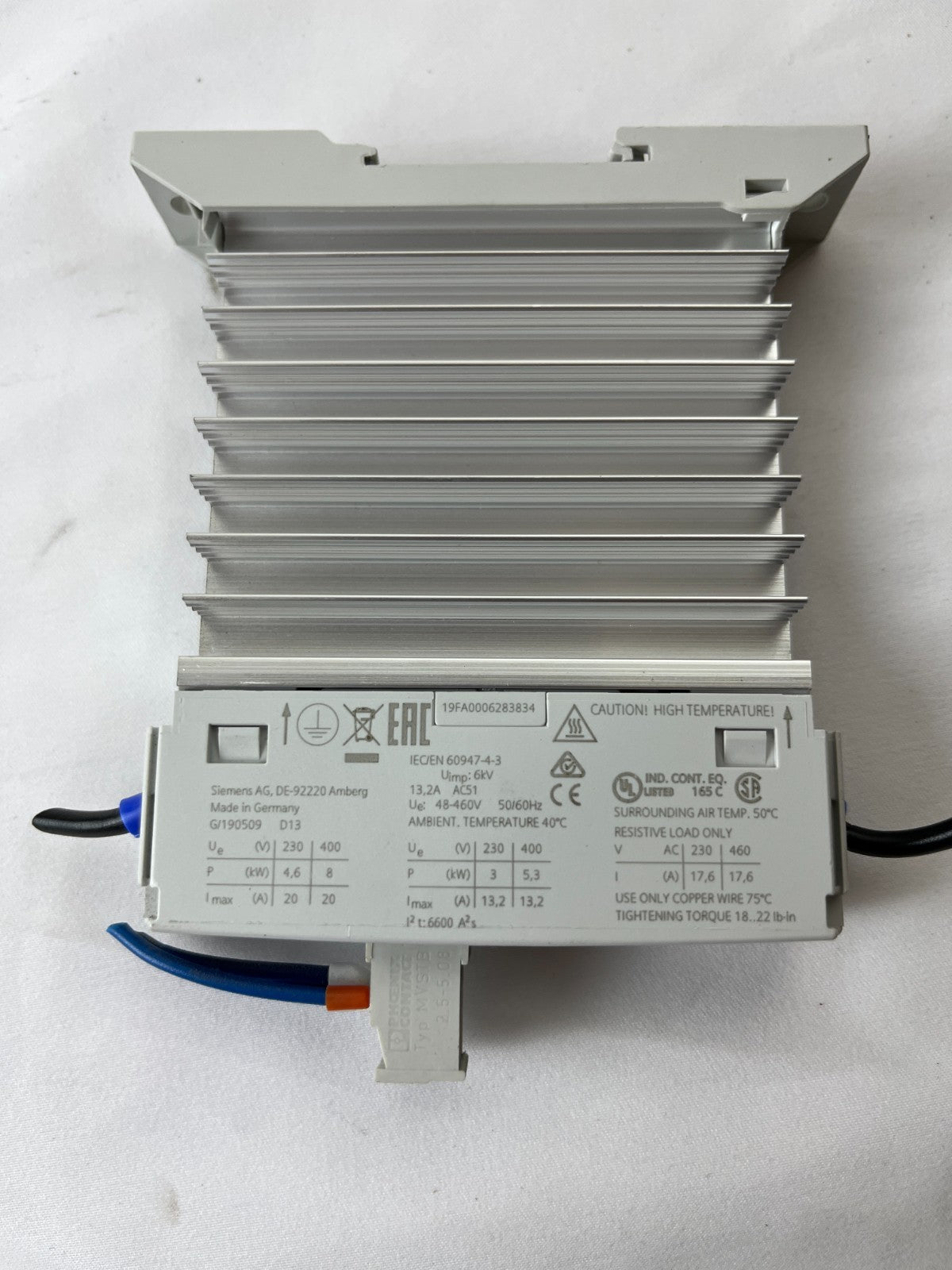 Siemens 3RF2320-1DA44 SIRIUS Solid State Relay 20A 460V 24VDC Coil Used Spare