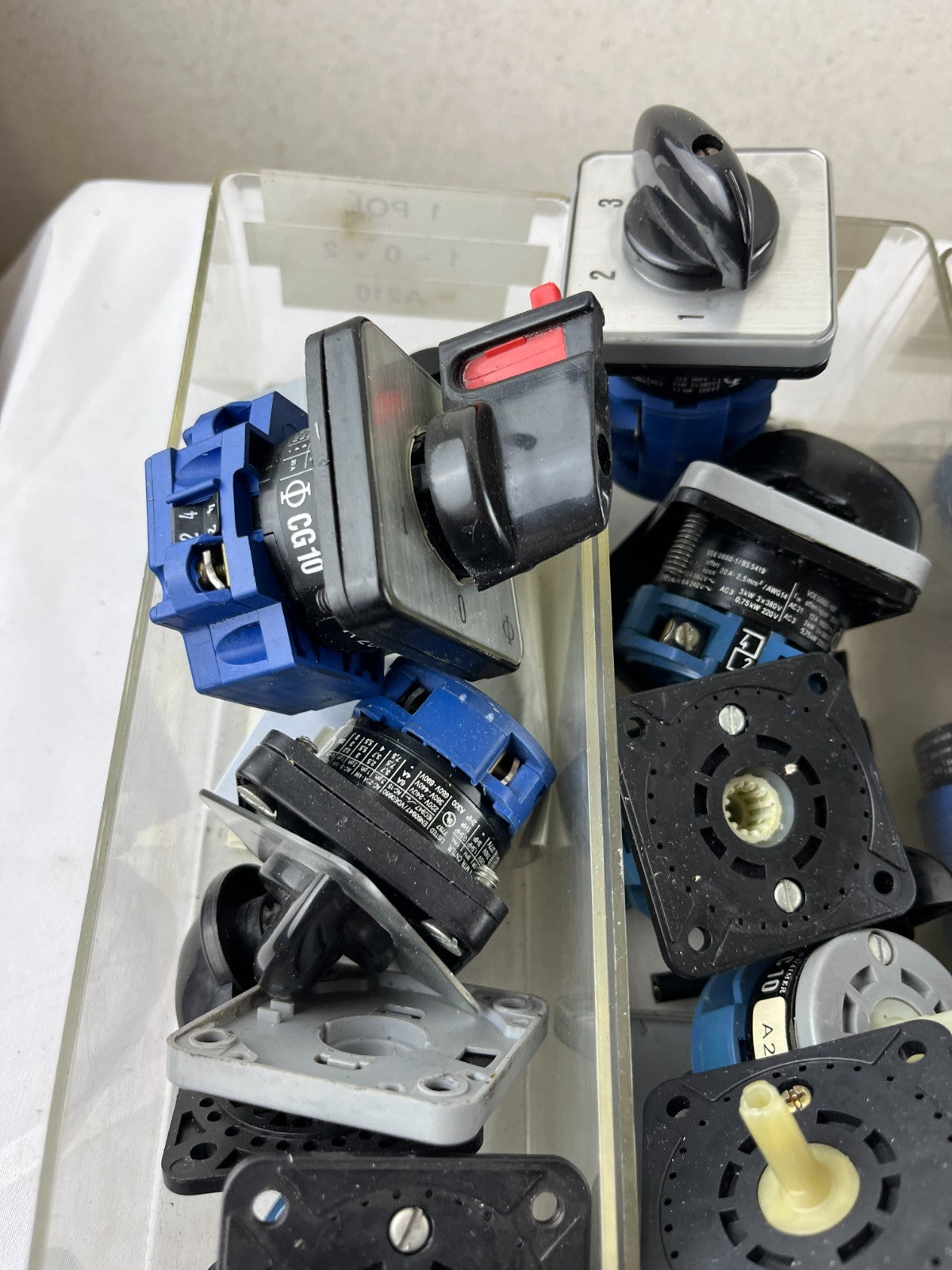 Kraus Naimer Cam Switch Lot 20+ Units Mixed Models C10 C11 A210 Working