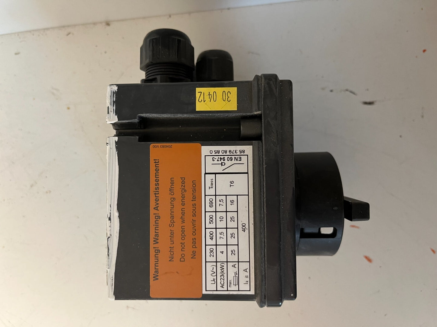 R. STAHL 8537/2-701 Safety Switch Ex de T6 IP66 690V 3-Pol Used