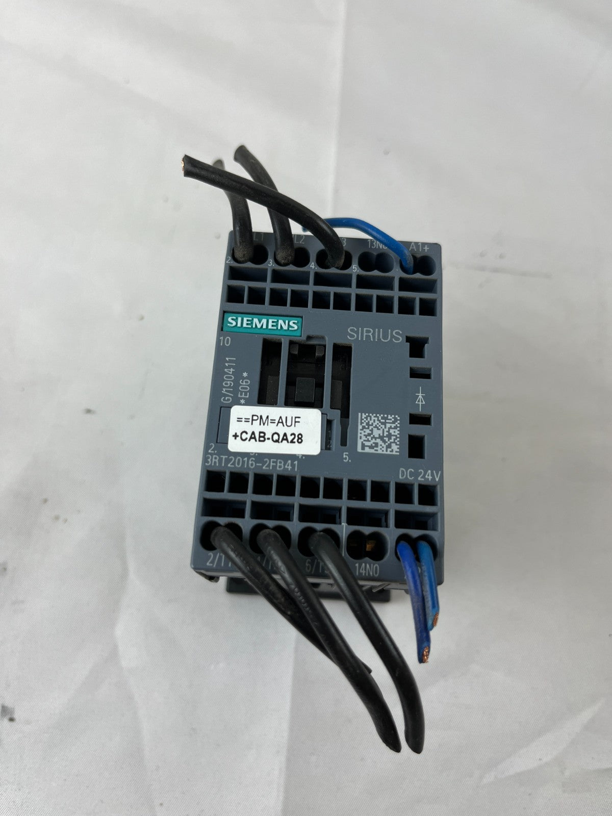 Siemens Sirius 3RT2016-2FB41 Contactor 24VDC 9A 4kW Used Working Spare Unit