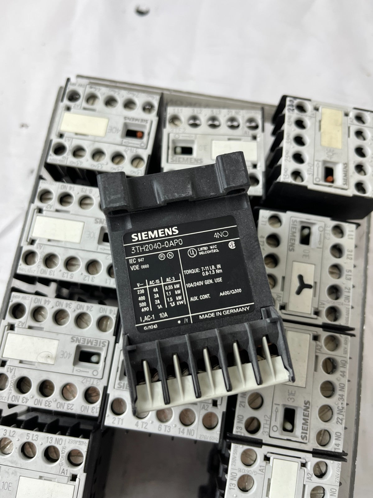Siemens SIRIUS Contactor Relay Lot 13pcs 3TF2001 3TH2040 3TH Series Mixed Used