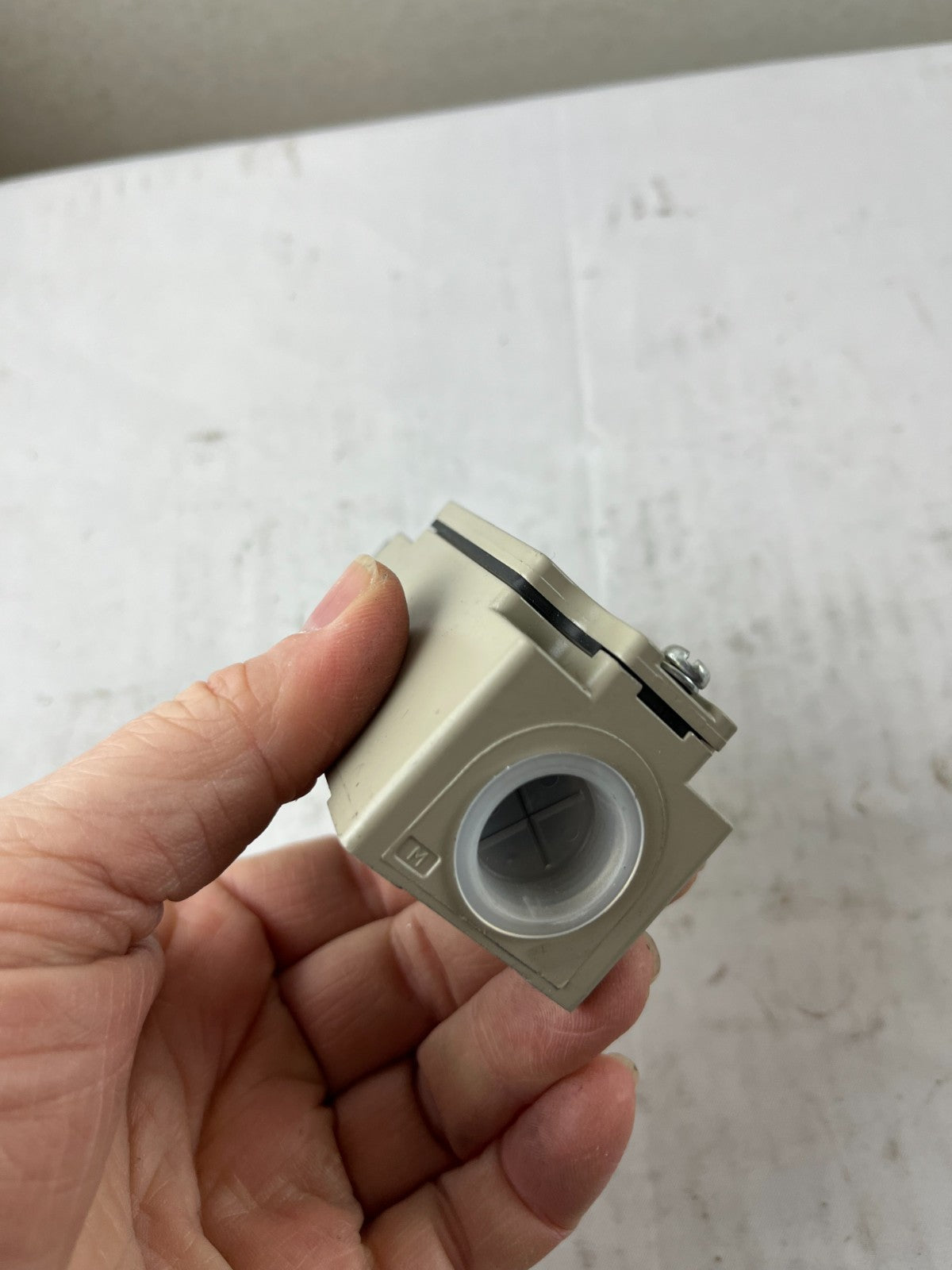Omron D4B-4171N Limit Switch Roller Plunger 1NO/1NC 10A IP67 Used Spare Unit
