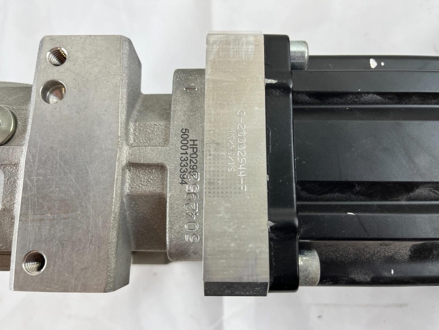 Allen-Bradley MPL-B1520F-SJ24AA Servo Motor Wittenstein VDH050-MF1-40 Gearbox