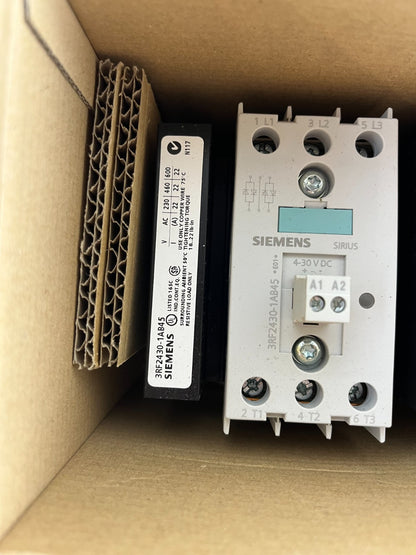 Siemens 3RF2430‑1AB45 Sirius 3‑Phase Solid State Contactor 30A 48–600Vac New