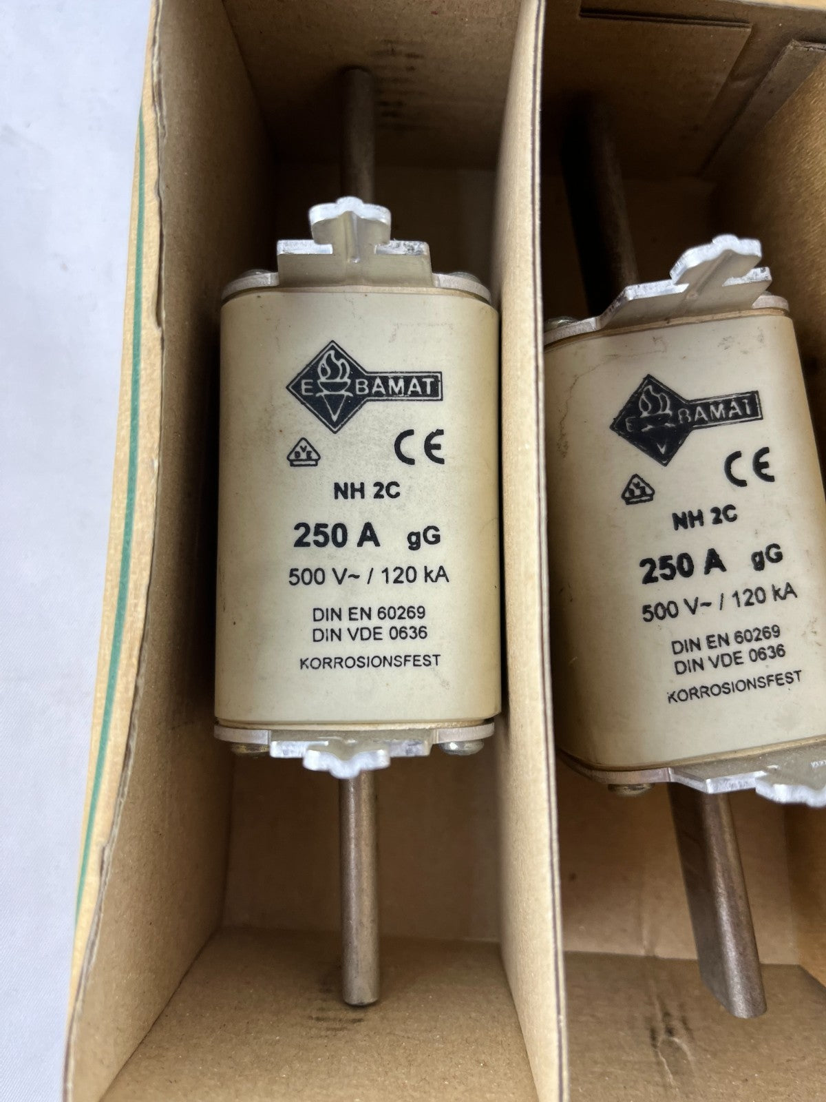 BAMAT NH2C 250A 500V gG NH Fuse Links DIN EN60269 120kA Lot of 3 NEW Spares