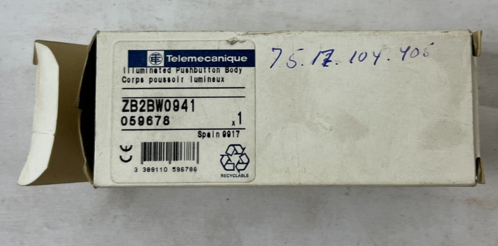 Telemecanique ZB2BW0941 Illuminated Pushbutton Green 1NO New NOS Spare Unit