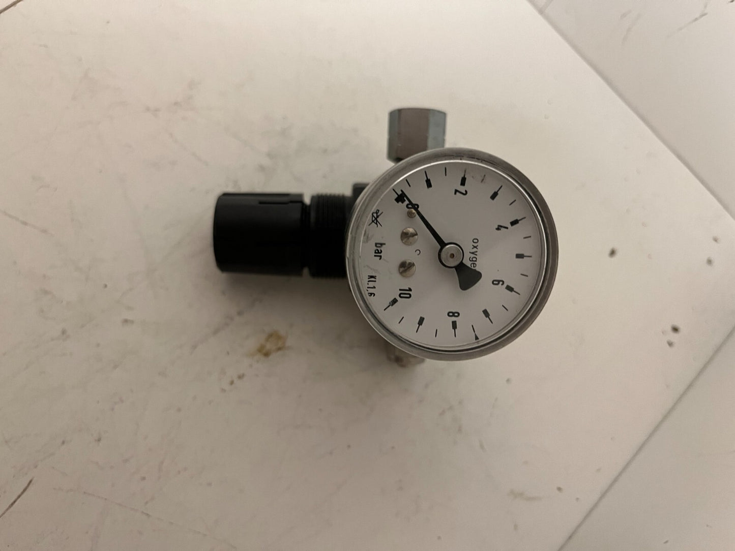 Oxygen Pressure Regulator 0–10 bar Gauge Inline Medical/Lab Gas Used Working