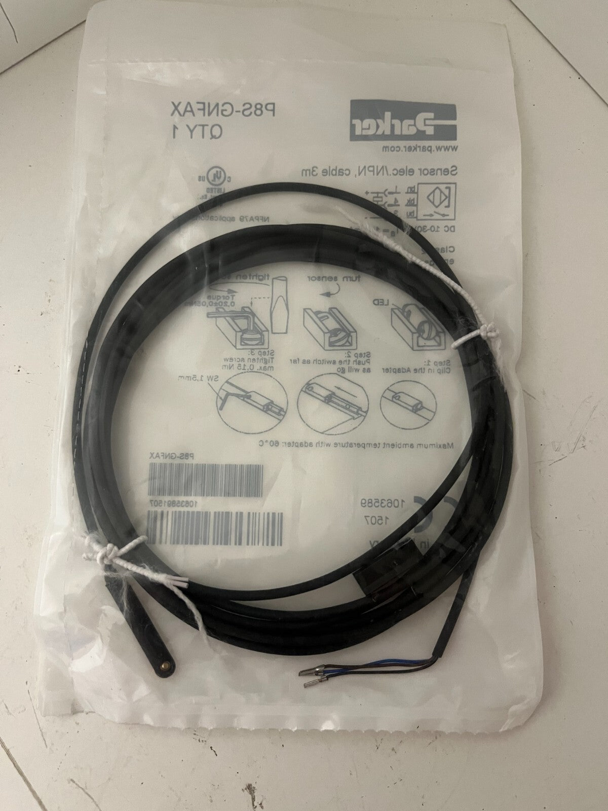 Parker P8S-GNFAX Electronic Sensor NPN 3M Cable – New Sealed in Package