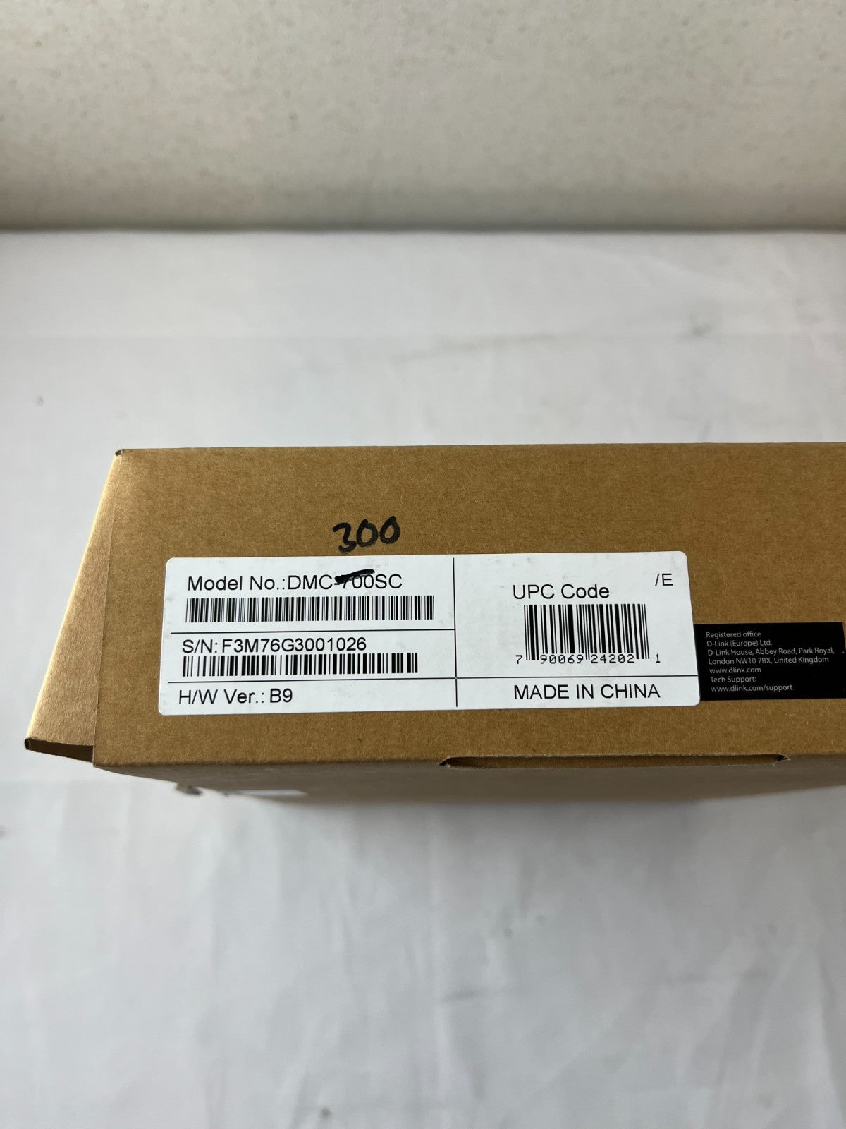 D-Link DMC-300SC 10/100Base-TX to 100Base-FX SC Multimode Media Converter New