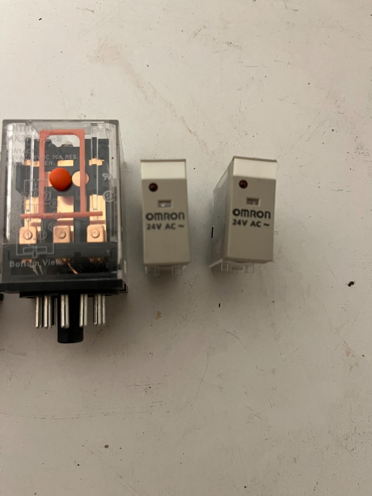 Omron Industrial Relay Bundle 24V AC/DC MK3P-I + Sockets Lot of 6 Used Tested