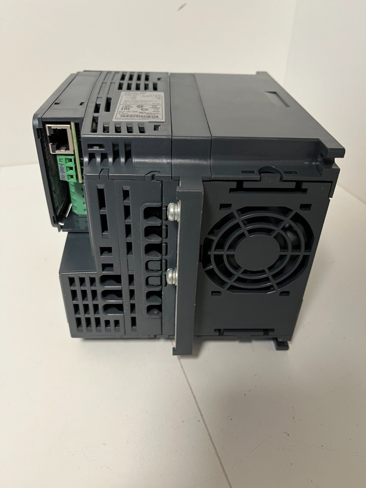 Schneider Electric Altivar 320 ATV320U40N4C VFD 4kW 5HP 380-480V Hardly Used