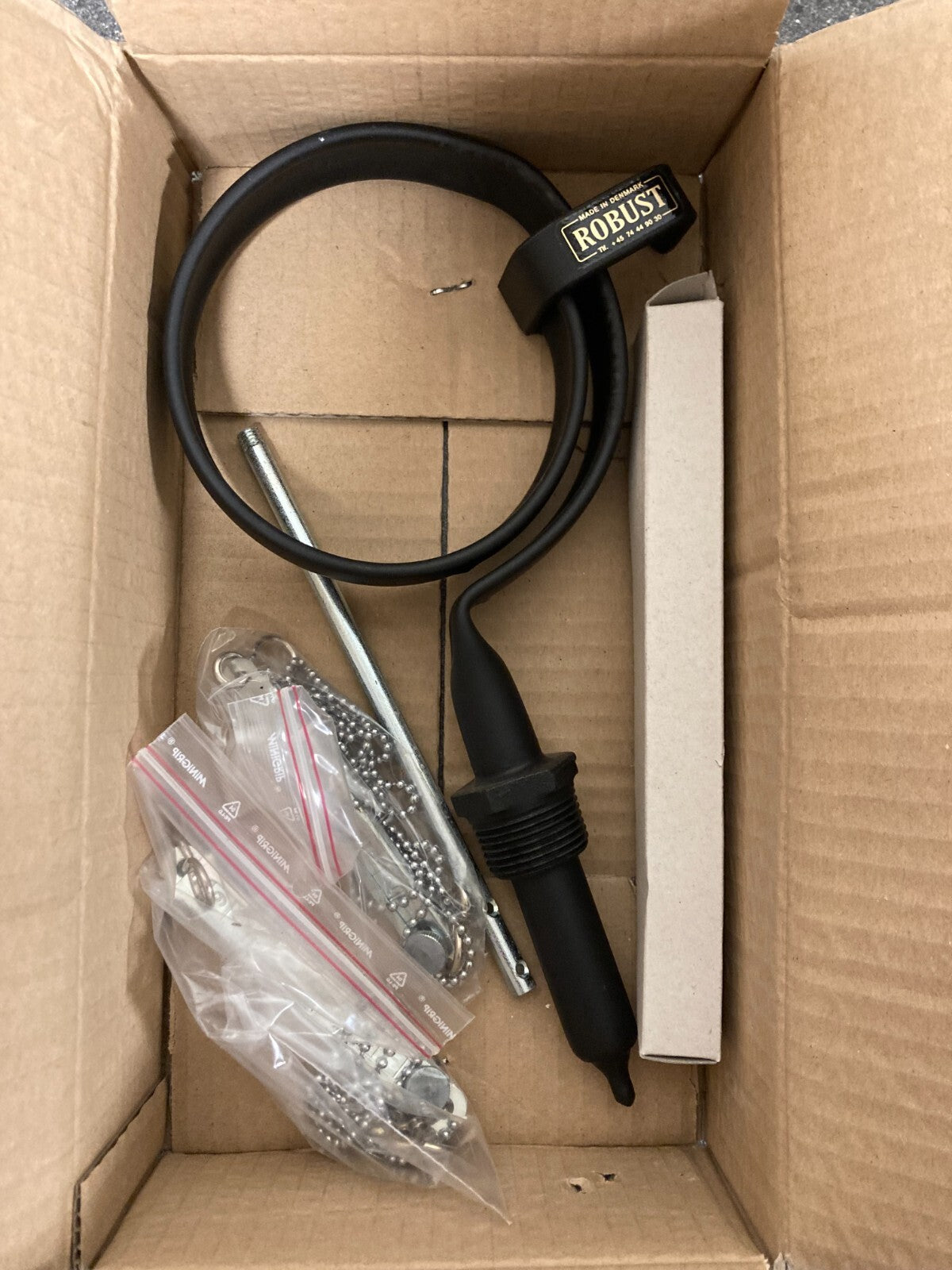 ROBUST T-Track Regulator 1" with Scale Chain and Thermometer PN: 482100908