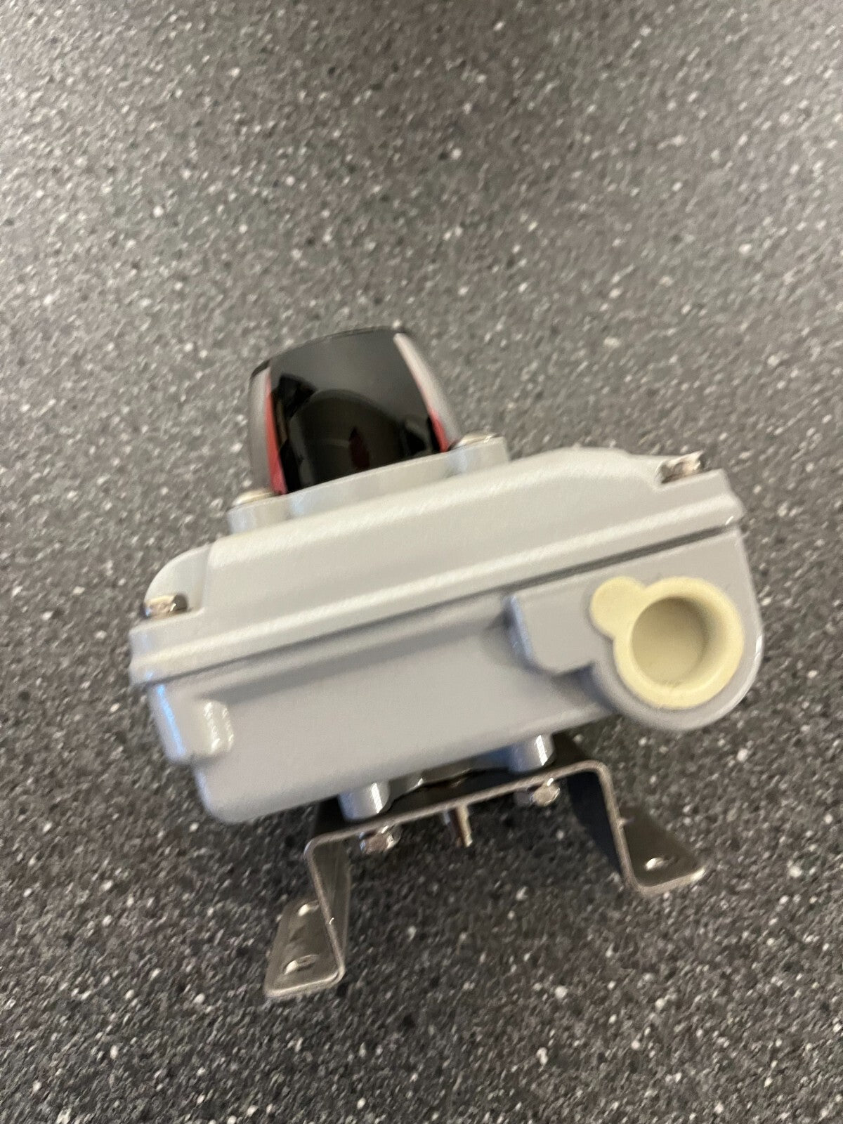 Festo SRBC-C4 Sensor Box with Position Indicator SRBC-CA3-YR90-MW-22A-1W-C2P20