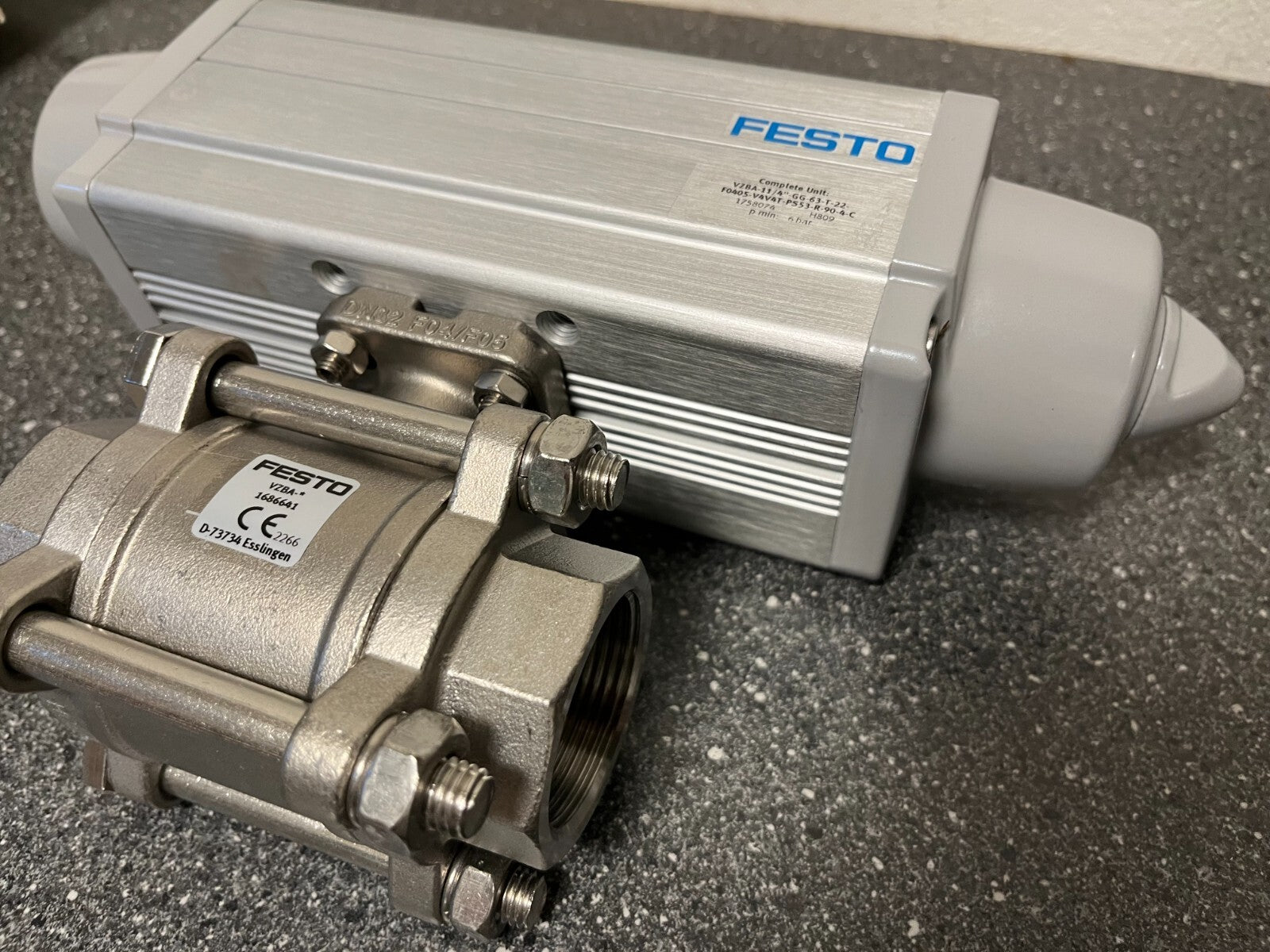 Festo VZBA 1-1/4" Stainless Steel Pneumatic Ball Valve Actuator VZBA-63-T-22