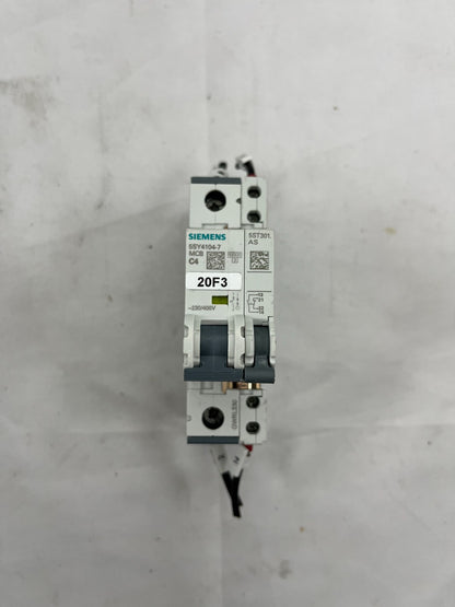 Siemens 5SY4104-7 MCB C4 230/400V + 5ST3010 Auxiliary Switch, 4A 1-Pole, Used