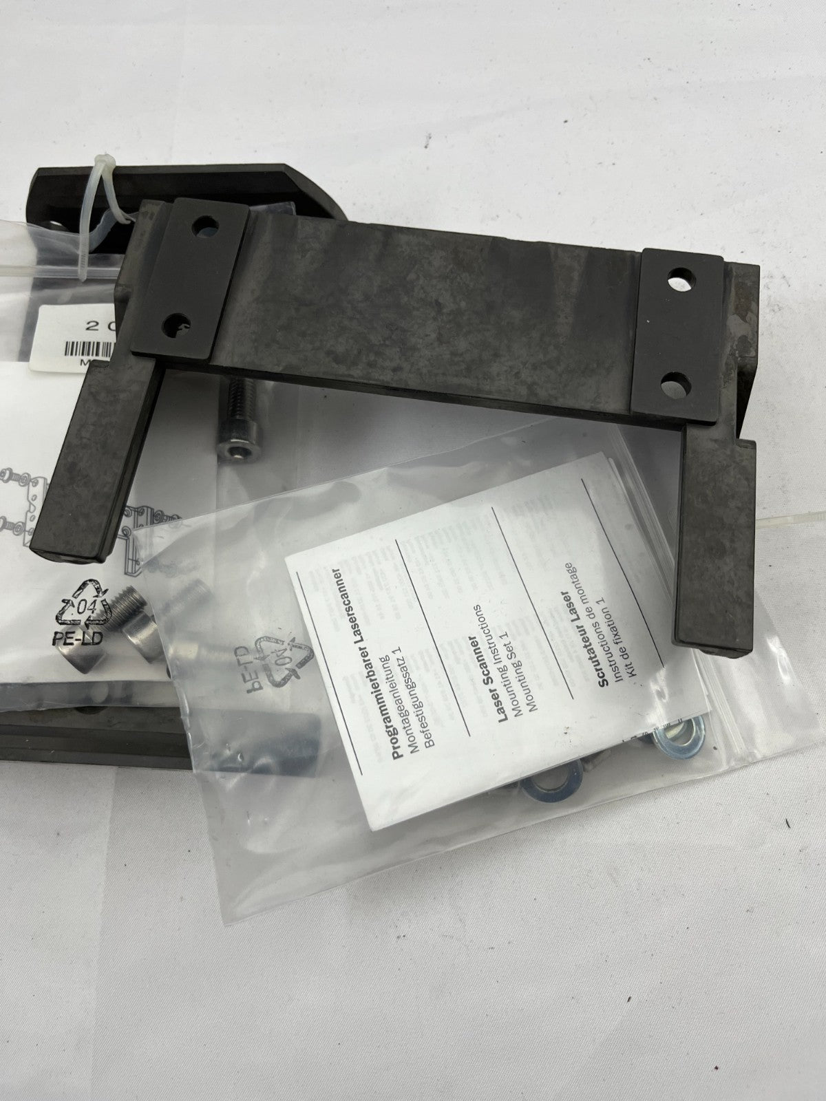 2x SICK S3000 Mounting Kit 2015623 Brackets & Hardware NEW Made in Germany