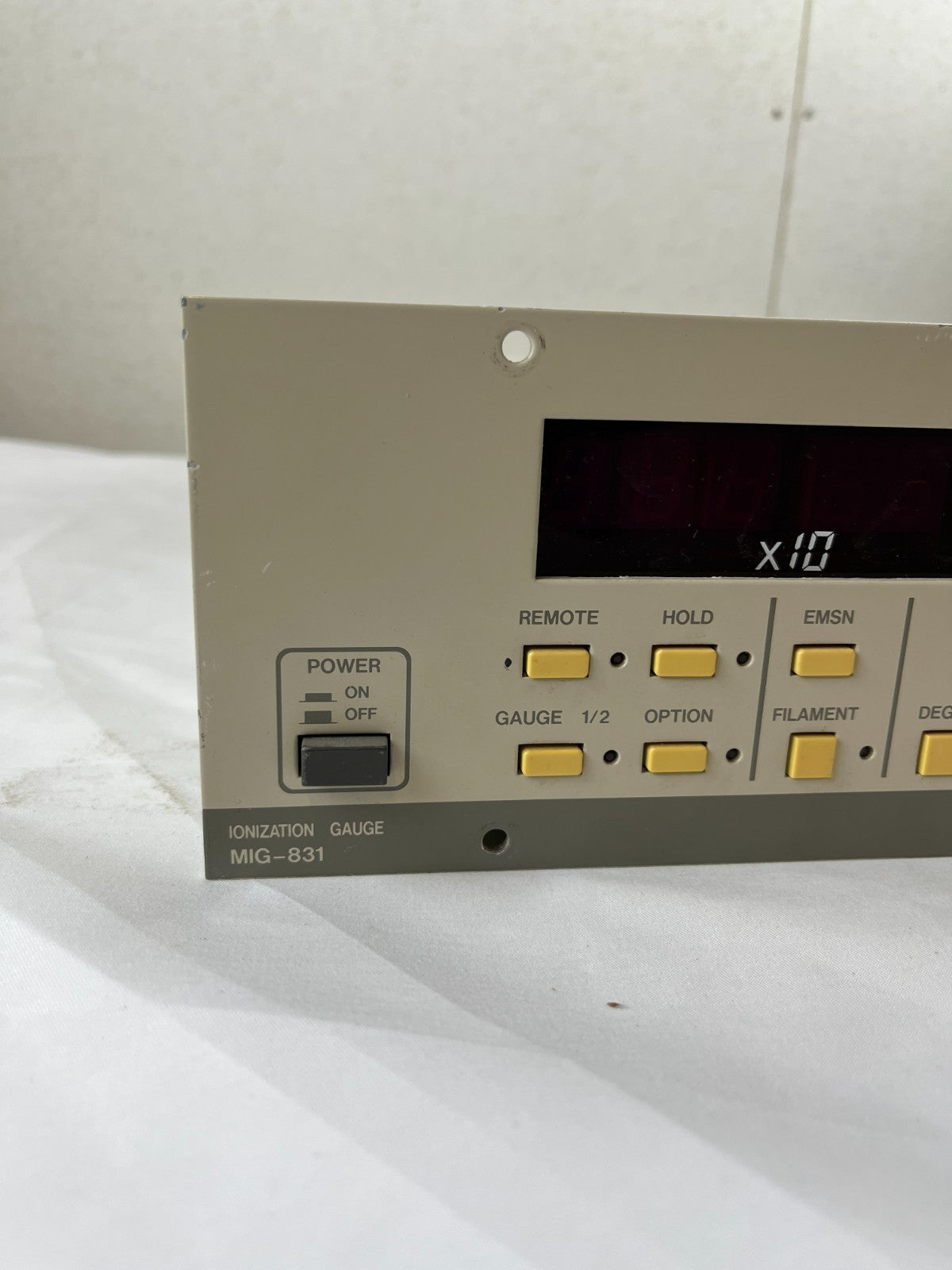 ANELVA MIG-831 Ionization Gauge Controller Vacuum Gauge Unit AC100V Used Spare