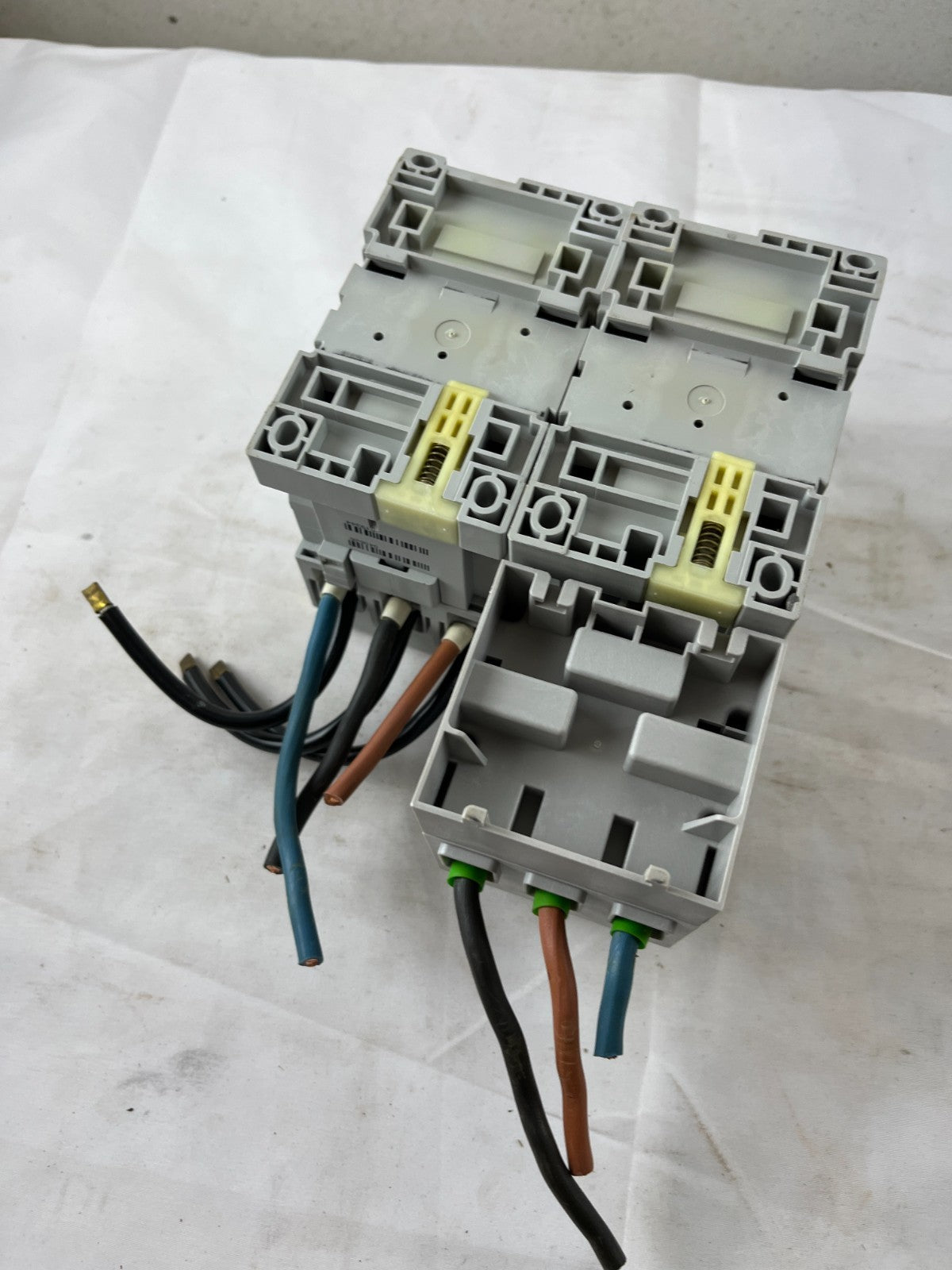 Allen-Bradley Motor Starter Bundle 100-C60 Contactors 193-EEGE Overload Relay