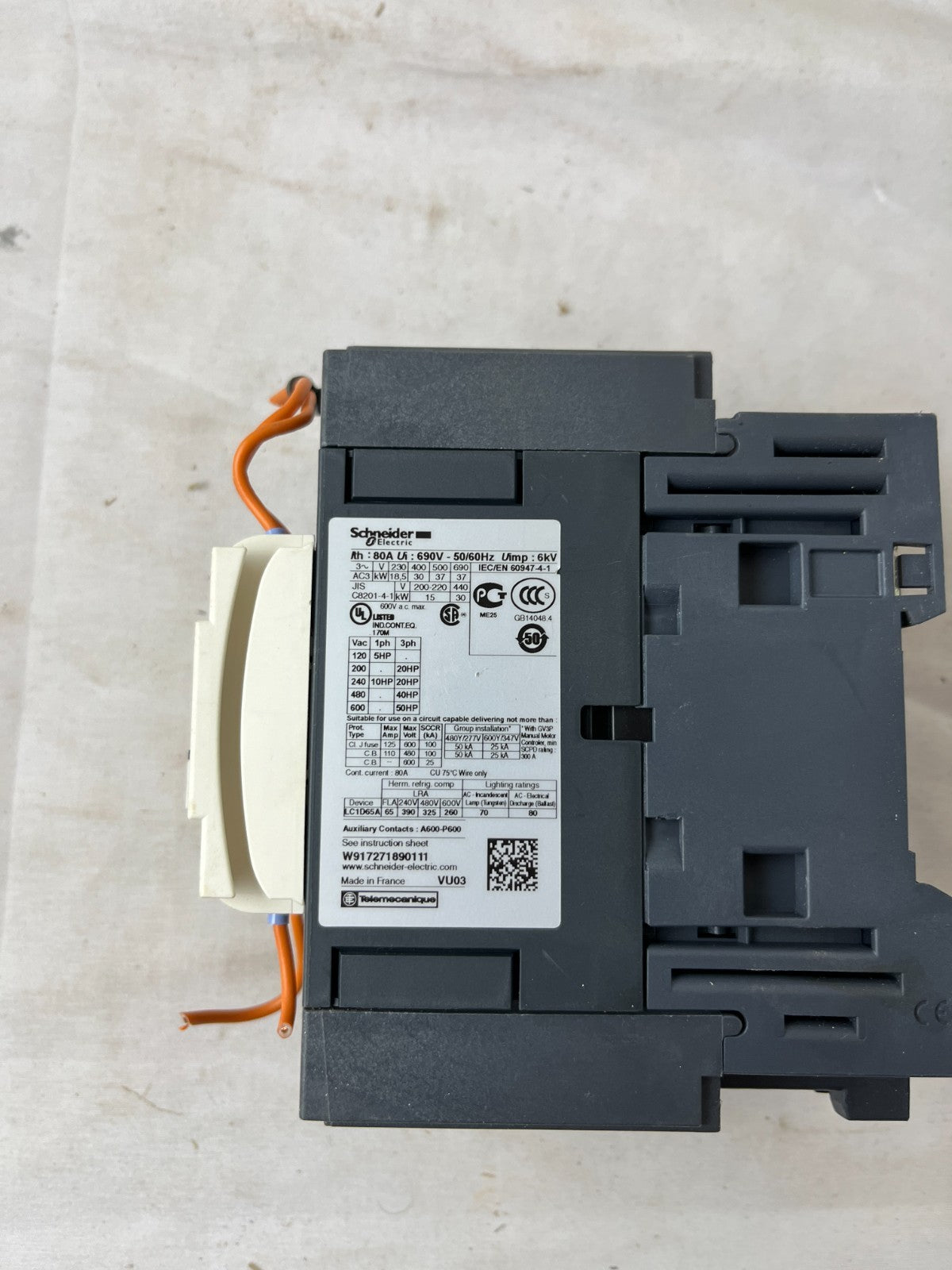 Schneider LC1D65A TeSys Contactor 80A 24V DC Coil Used Spare Unit