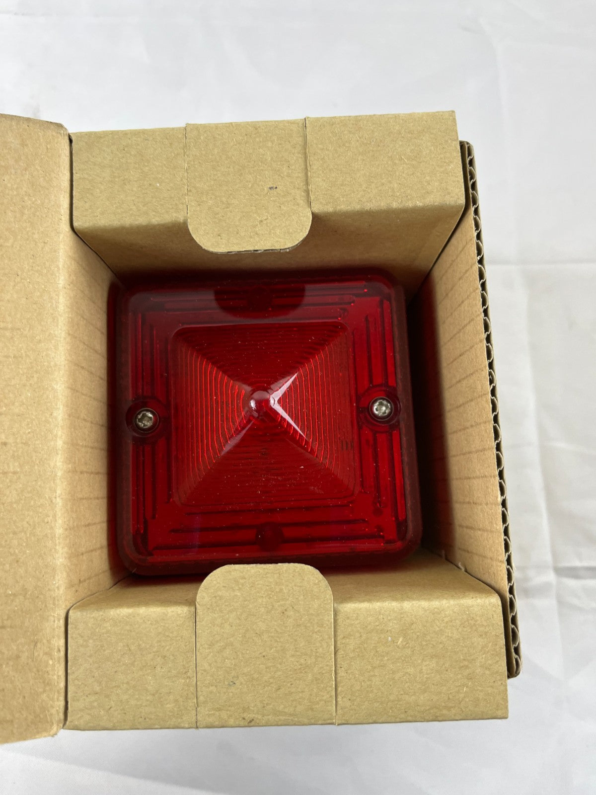 E2S L101 AlertAlight 24VDC 300mA Red Flashing Beacon Xenon/LED IP56 New Boxed