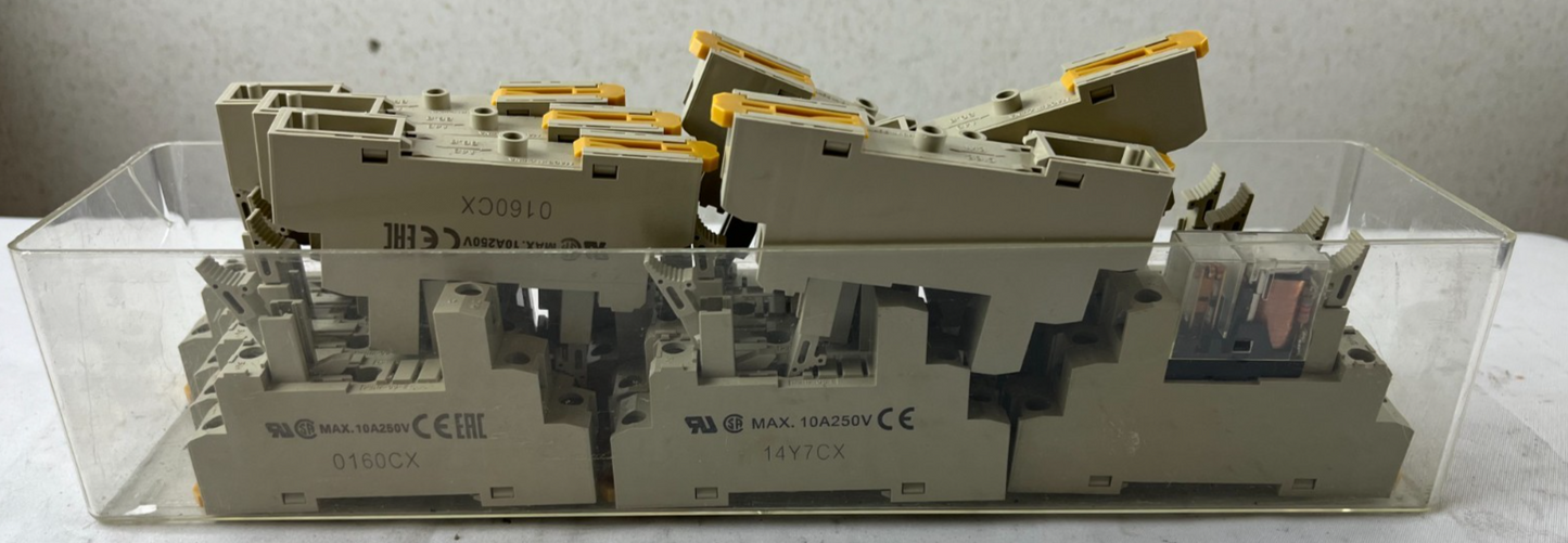 Omron P2RF-05-E Relay Socket Lot DIN Rail 5-Pin Base Industrial Used Spare Units
