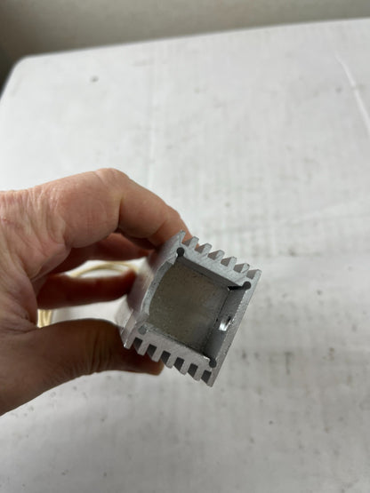 Axetris AX-REM00K2200-1E RFH100 200R J Heatsink Resistor Module 2200W Used