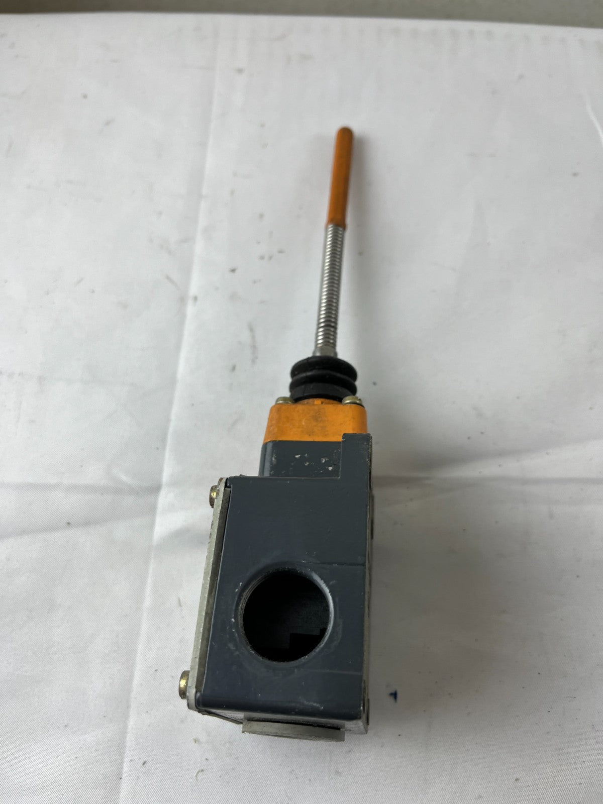 Siemens 3SE3 100-1FC Limit Switch Flexible Rod IP67 Used Spare Parts