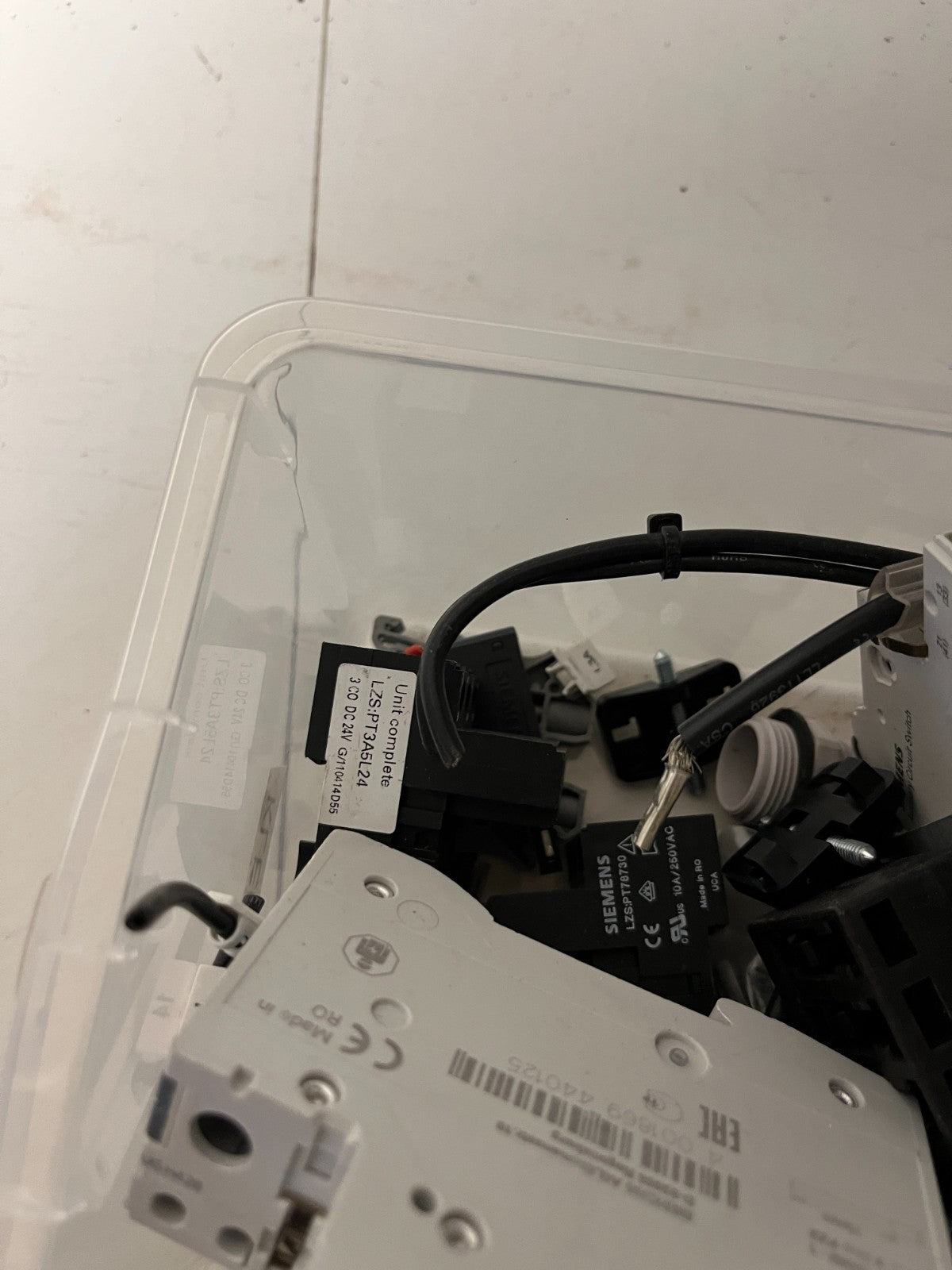 Siemens Industrial Control Components Lot MCCB Breakers Contactors Used Spares