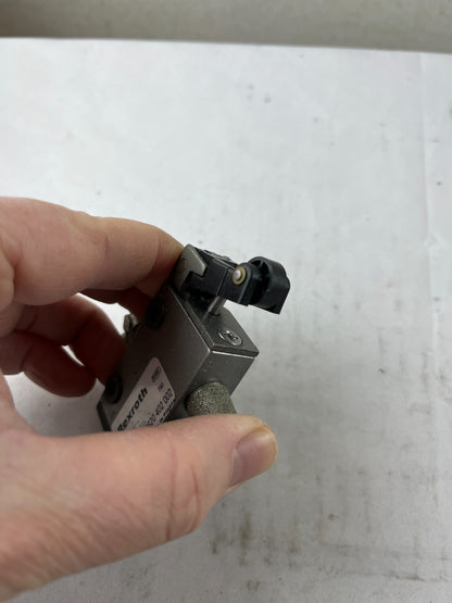Rexroth 0820 402 002 Pneumatic Roller Lever Valve 10 Bar Used Spare Unit