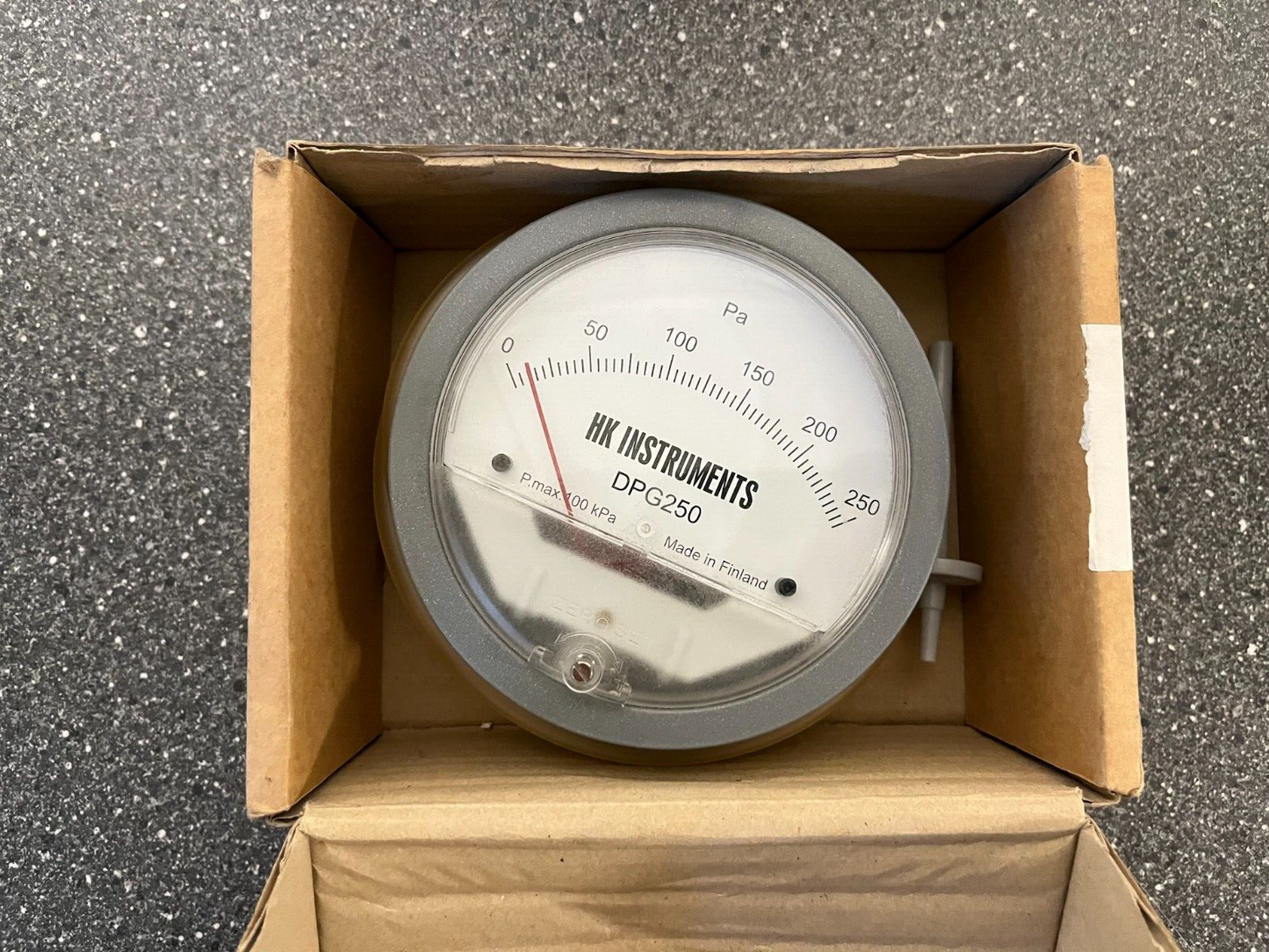 HK Instruments DPG250 Differential Pressure Gauge 0-250 Pa - New, Never Used