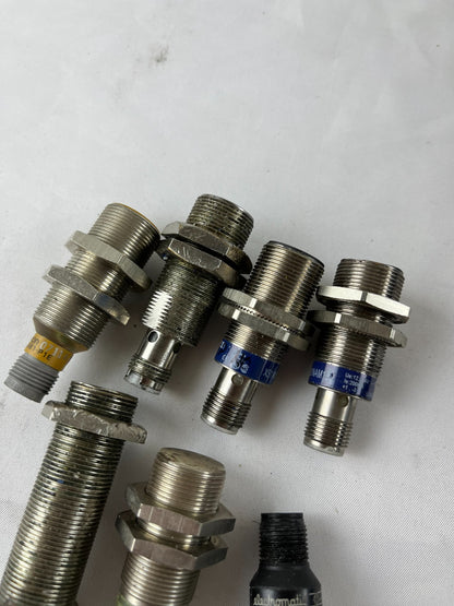 Lot of 7x Inductive Proximity Sensors M18 Mixed Brands Omron Telemecanique