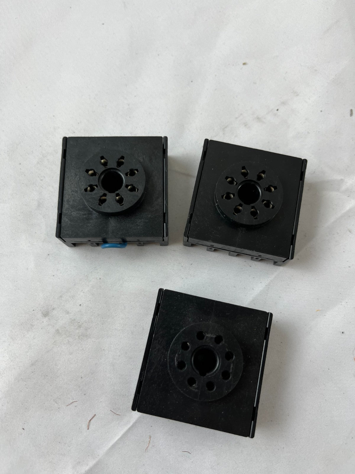 Omron P3G-08 Relay Socket 8-Pin Panel Mount Screw Terminal Lot 3pcs Spare Units