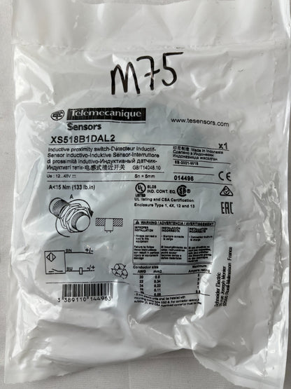 Telemecanique XS518B1DAL2 Proximity Sensor NEW M18 5mm 12-48VDC 2-Wire Sealed
