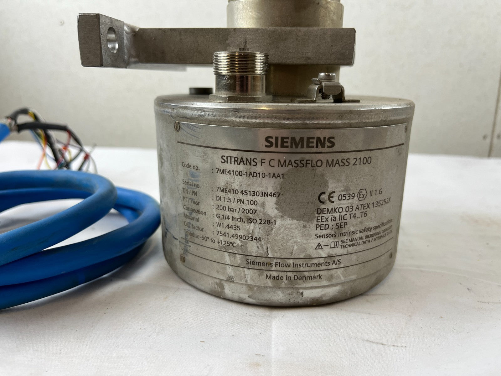 Siemens Sitrans F C Massflo Mass 2100 7ME4100-1AD10-1AA1 Coriolis Flow Sensor