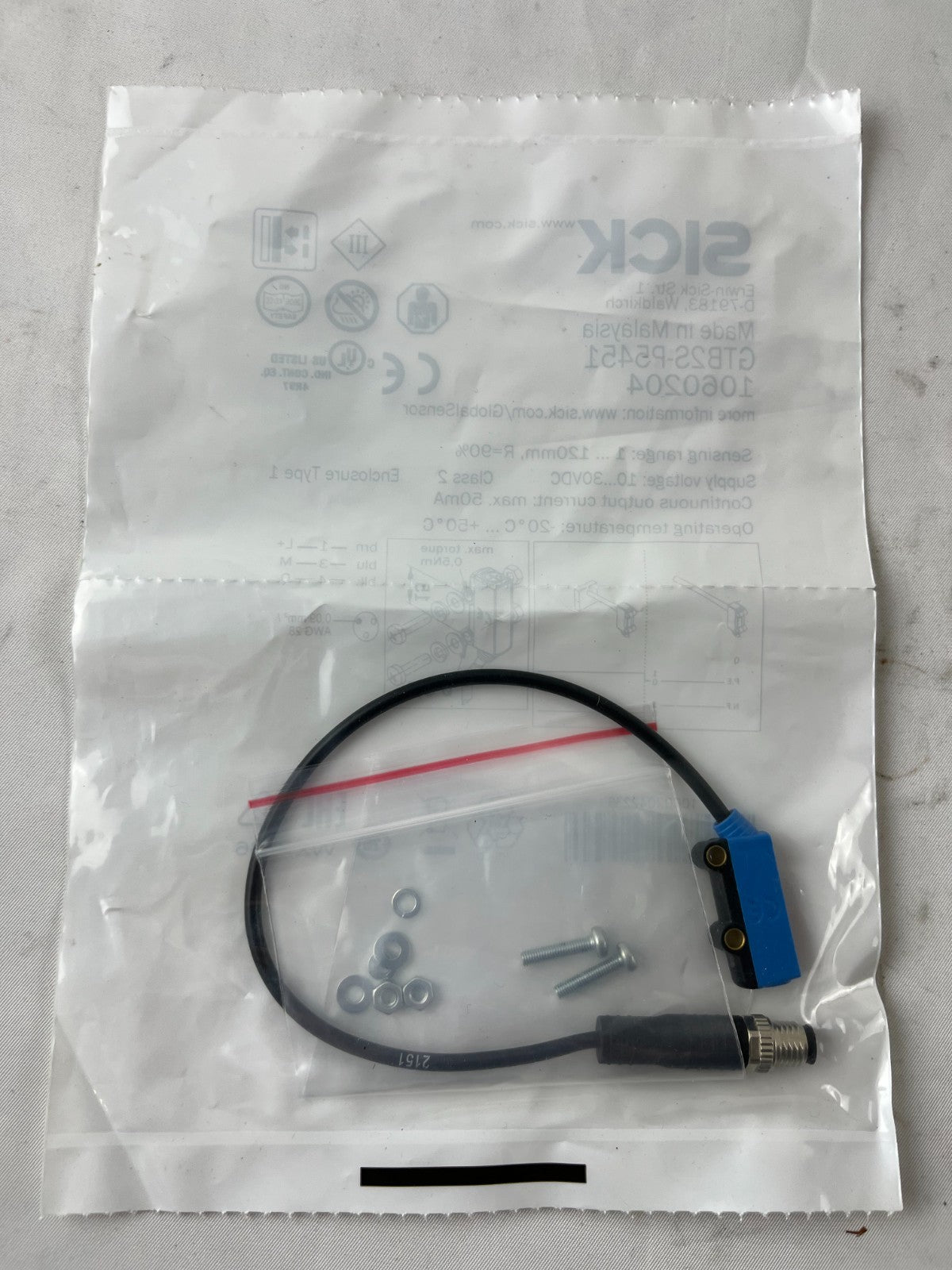 SICK GTB2S-P5451 Photoelectric Sensor 1060204 10-30VDC New Spare Unit