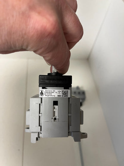 Siemens  3LD2244-1TL51 Spare Parts, Never Used - Main Switch 4 Pole, 32A