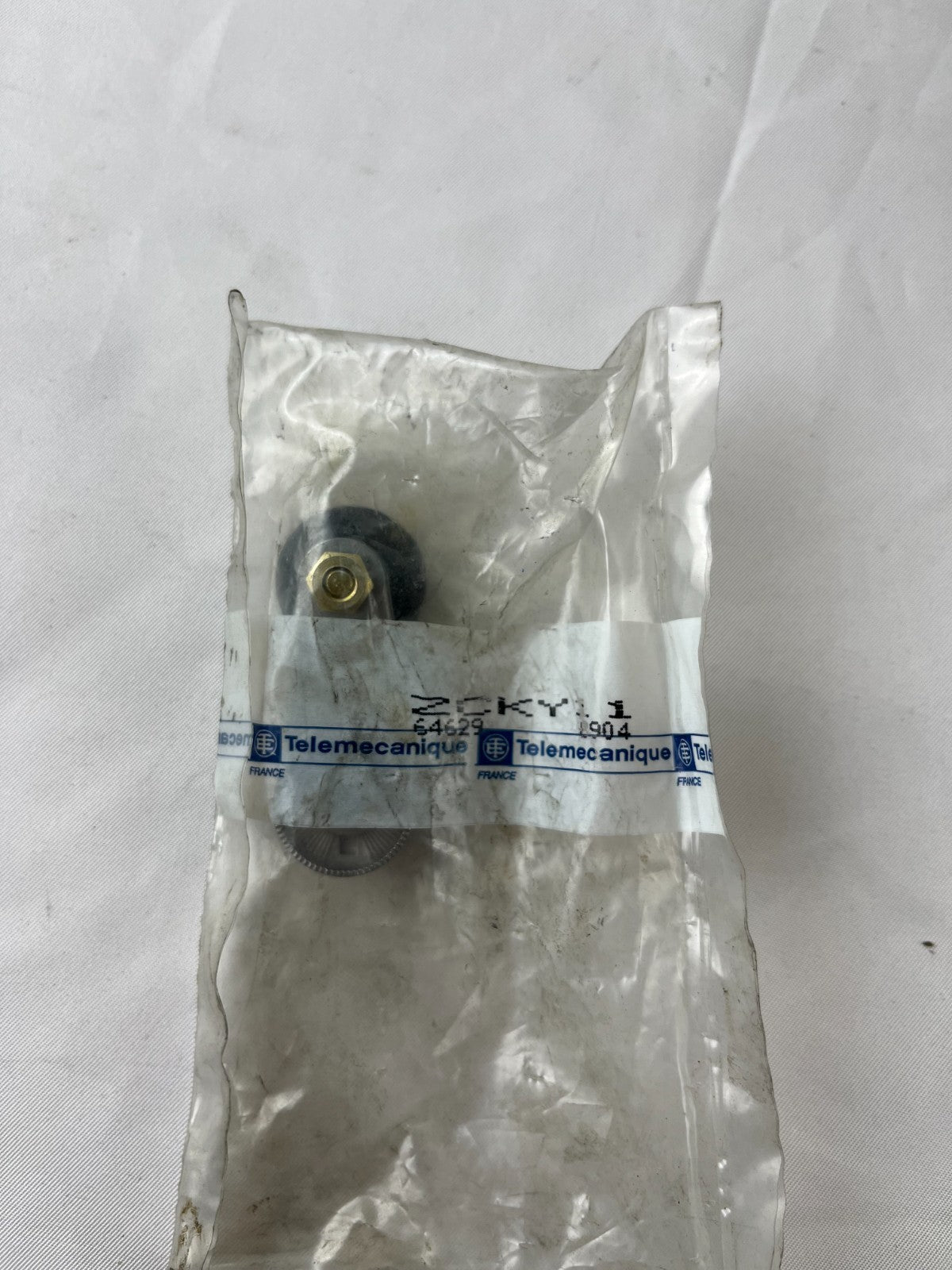 Telemecanique ZCK-Y1 Limit Switch Roller Lever Head New NOS Spare Part
