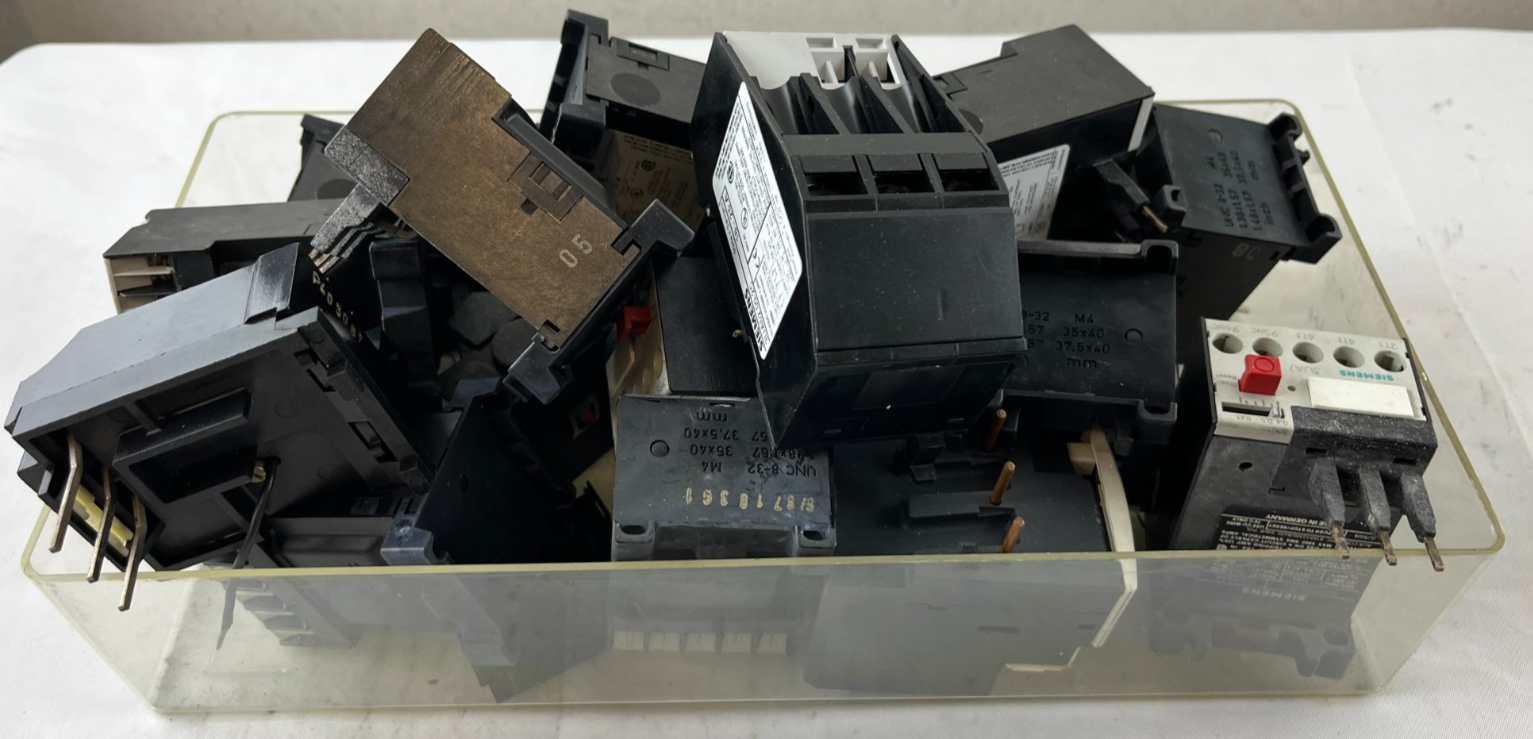 Siemens 3UA Series Thermal Overload Relay Mixed Lot, 16–25 A, Used Bundle Spares