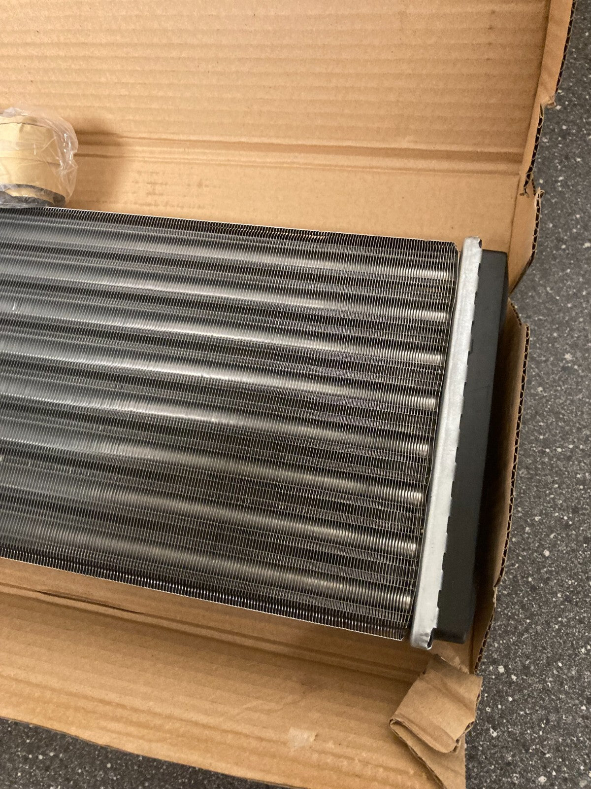 Open Box Stark SKHE-0880012 Car Heater Core Heat Exchanger, Interior Heating