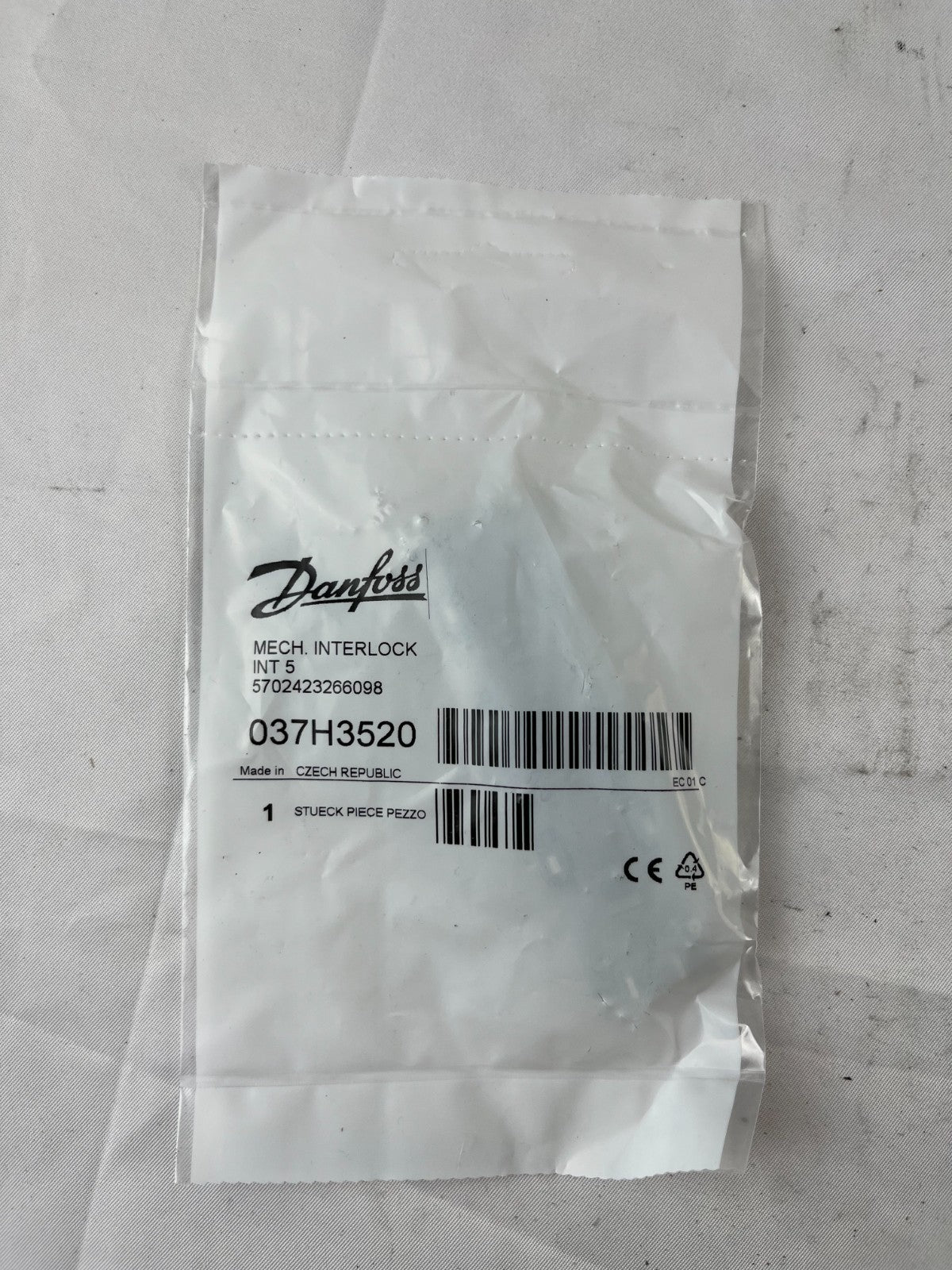 Danfoss INT 5 Mechanical Interlock 037H3520 for CI 5 Contactors New in Box